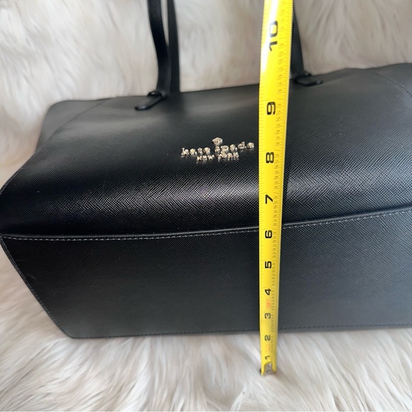 KATE SPADE ♠️ LEATHER TOTE - Picture 4 of 15